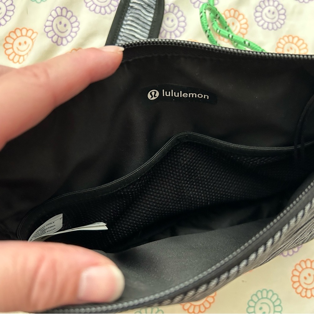 Lululemon Patch Logo Crossbody - image 2